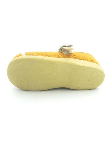 mercedita de lino con suela de goma