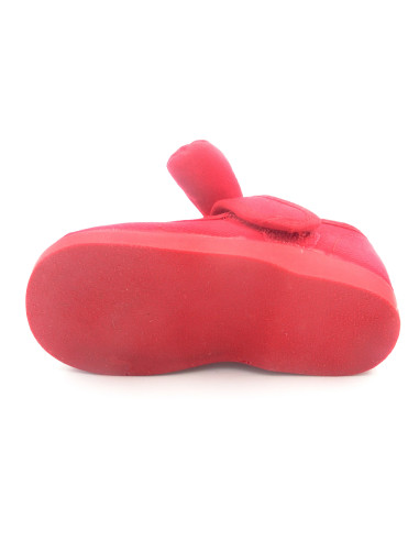 mercedita con velcro para nina con un lazo atado