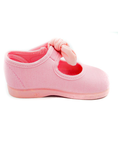 mercedita con velcro para nina con un lazo atado