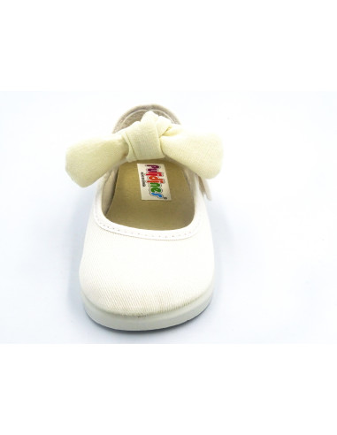 mercedita con velcro para nina con un lazo atado