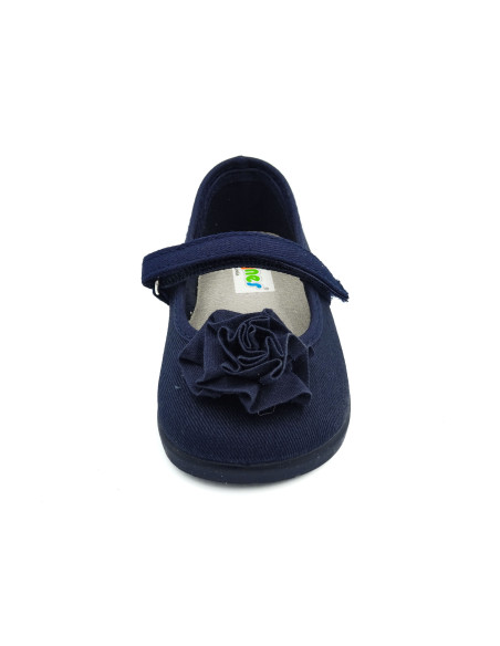 mercedita de lona para nina con una flor