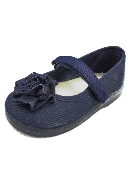 mercedita de lona para nina con una flor