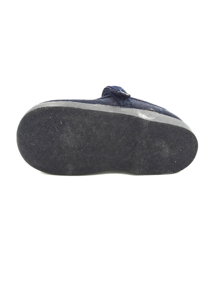 mercedita de lona para nina con una flor