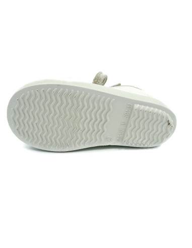 deportivo de brillos con suela de goma