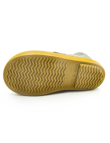 pisacacas de cordones con piso de goma