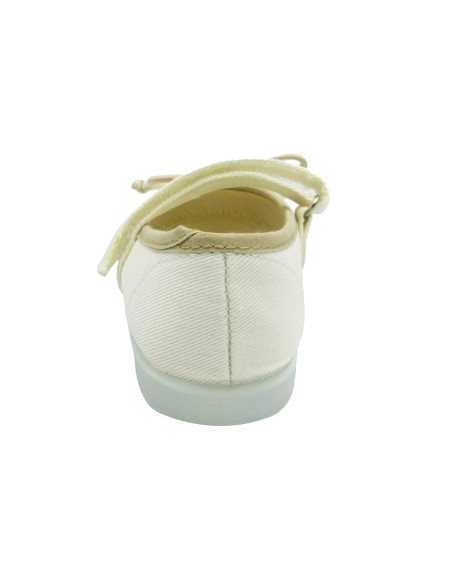 mercedita de tela con un lazo de bailarina para nina