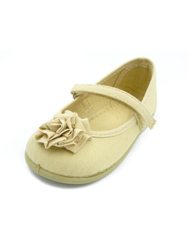 mercedita de tela con una mona para nina