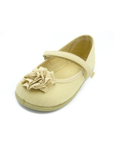 mercedita de tela con una mona para nina