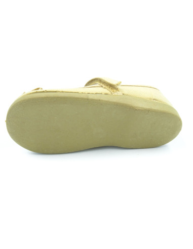 mercedita de tela con una mona para nina