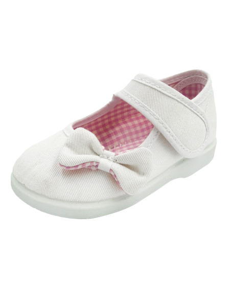 mercedita de tela para nina con un lazo de vichy en un lateral