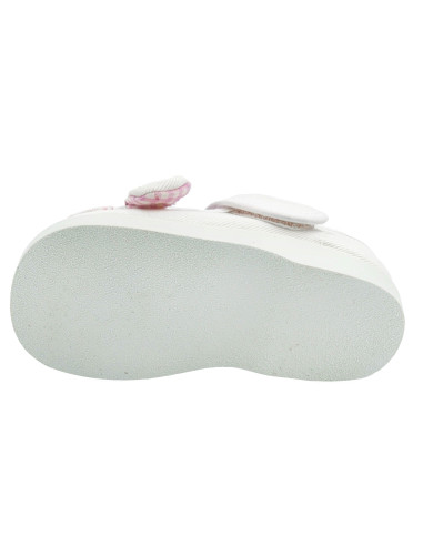 mercedita de tela para nina con un lazo de vichy en un lateral