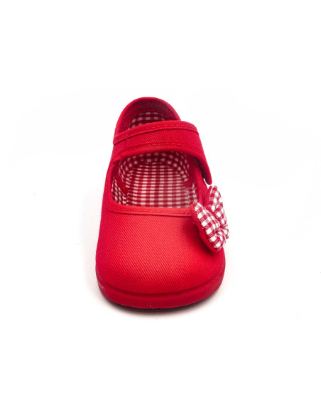 mercedita de tela para nina con un lazo de vichy en un lateral