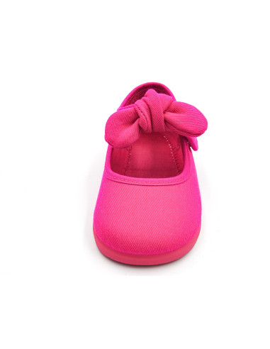 mercedita de tela para nina con un lazo de lona