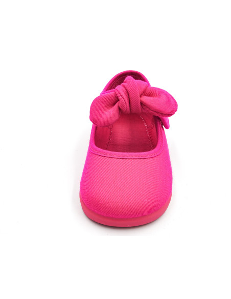 mercedita de tela para nina con un lazo de lona