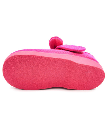 mercedita de tela para nina con un lazo de lona