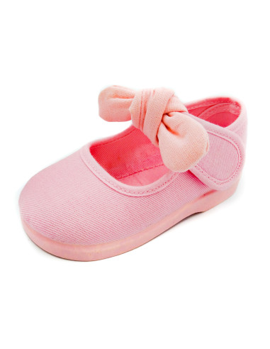 mercedita de tela para nina con un lazo de lona