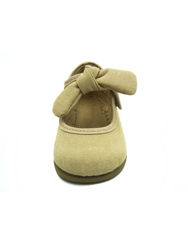 mercedita de tela para nina con un lazo de lona