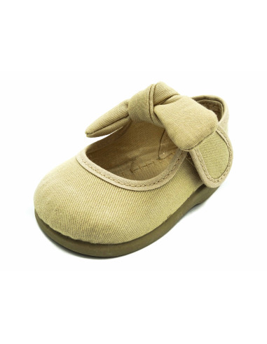 mercedita de tela para nina con un lazo de lona