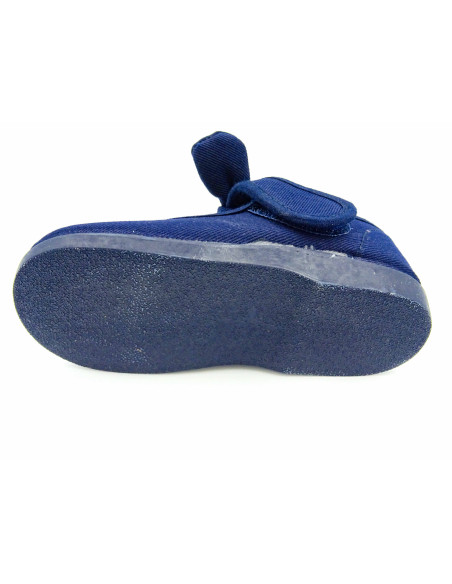 mercedita de tela para nina con un lazo de lona