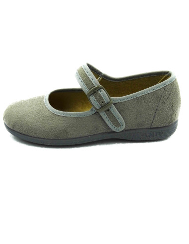 605 mercedita de serratex con la suela de goma para nina