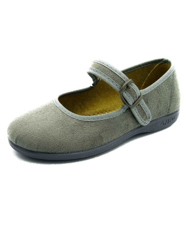 605 mercedita de serratex con la suela de goma para nina