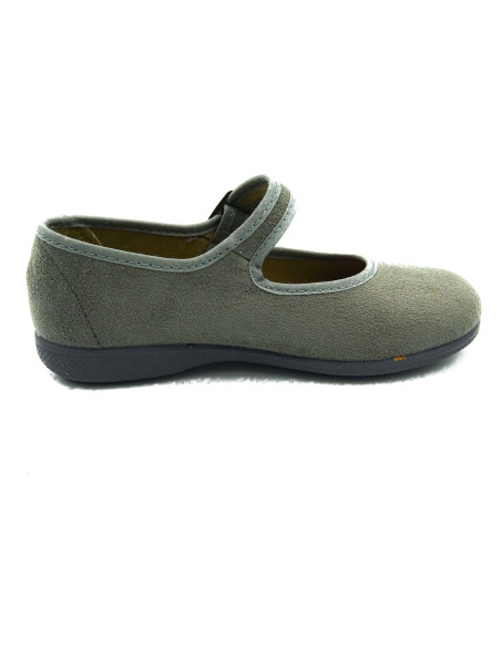 605 mercedita de serratex con la suela de goma para nina