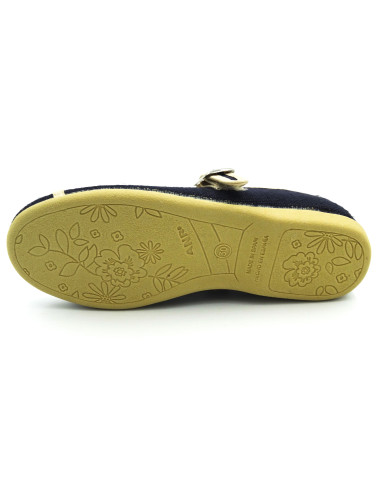 mercedita de lino para nina con cierre de hebilla