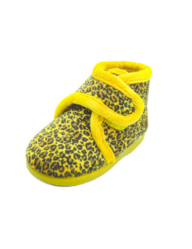 zapatilla de casa con dibujo de piel de lince para nina