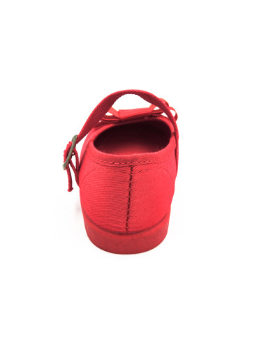 mercedita de tela con un lazo zapatero y suela de goma