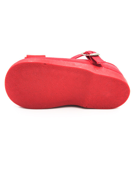 mercedita de tela con un lazo zapatero y suela de goma