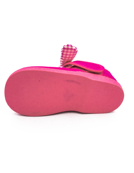 mercedita de tela para nina con un lazo de vichy de lona