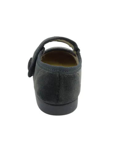 mercedita para nina con un boton de adorno