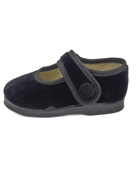 mercedita para nina con un boton de adorno