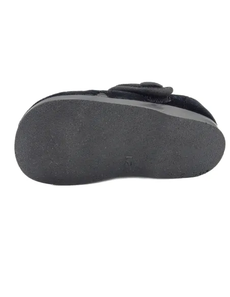 mercedita para nina con un boton de adorno