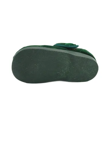 mercedita para nina con un boton de adorno