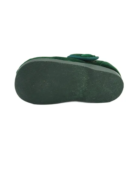 mercedita para nina con un boton de adorno