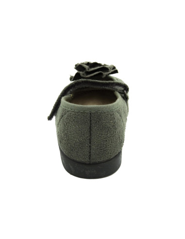 mercedita de nina con adorno de flor y suela de caucho