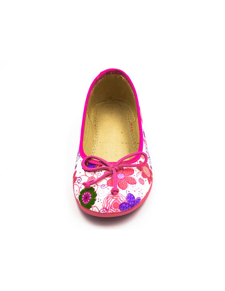 manoletina de tela con estampado de flores para nina