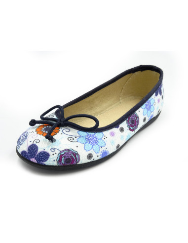 manoletina de tela con estampado de flores para nina