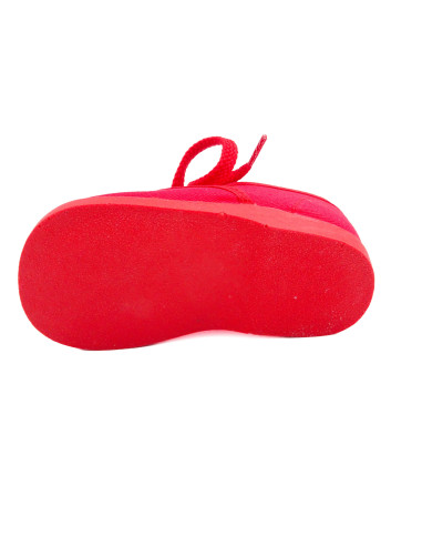 bamba de tela con los cordones al tono para nino