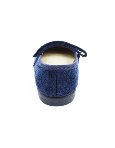 mercedita serratex con una pala vega en piton para nina