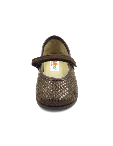 mercedita de nina con dibujo de piel de serpiente