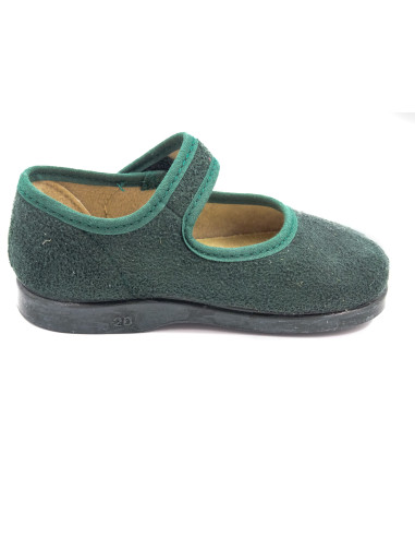 mercedita de serratex con un boton de adorno para nina