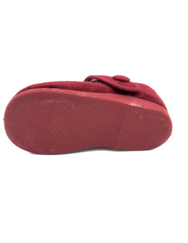 mercedita de serratex con un boton de adorno para nina