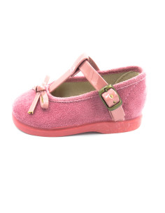 mercedita con un lazo de adorno y una correa sintetica para nina 2