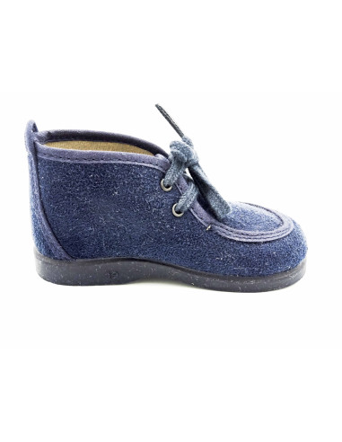 botita de serratex con suela de goma para nino