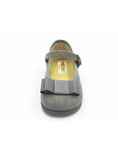 mercedita de serratex con un lazo zapatero para nina