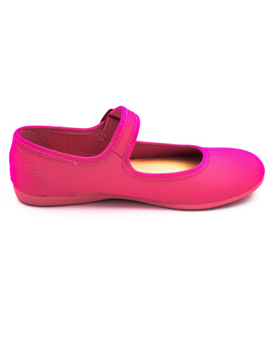 mercedita de tela con la suela de goma para nina