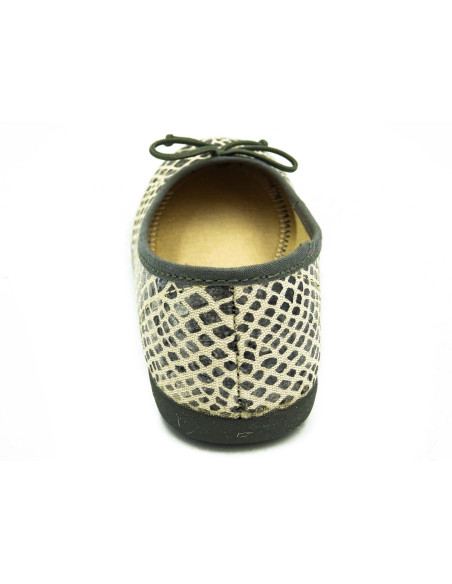 manoletina de tela con estampado de piton para nina