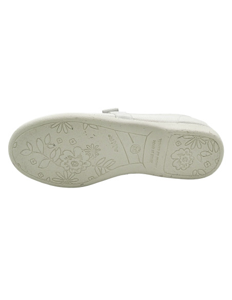 manoletina de tela con lazo de goma elastica para nina